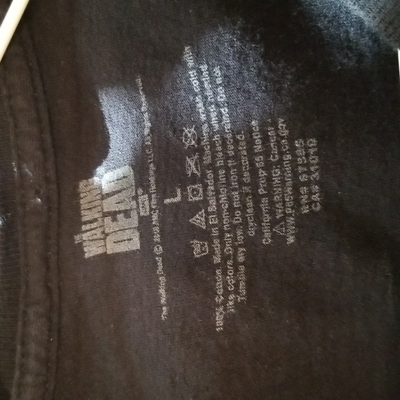 The Walking Dead Black and White T-shirt. - Picture 3 of 6